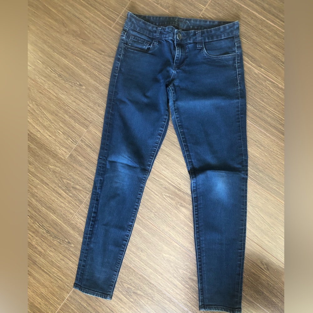 Size 27 Macy skinny jeans